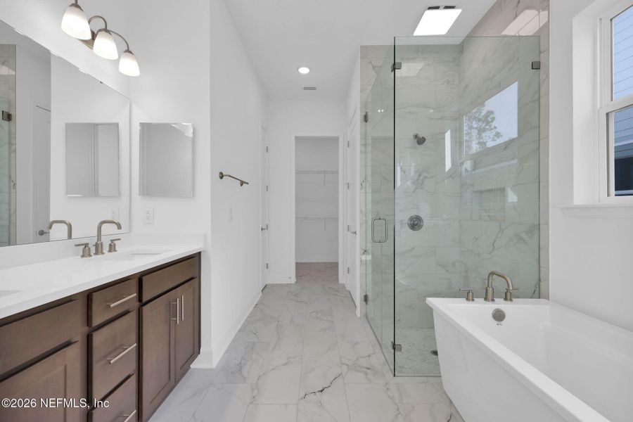 Furnished interior view inside a new home in , Ponte Vedra (Image 12).