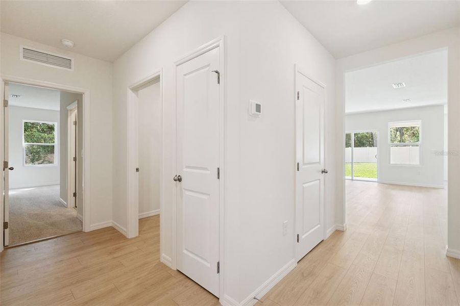 Spacious, unfurnished interior of a new home in , Daytona Beach (Image 33).