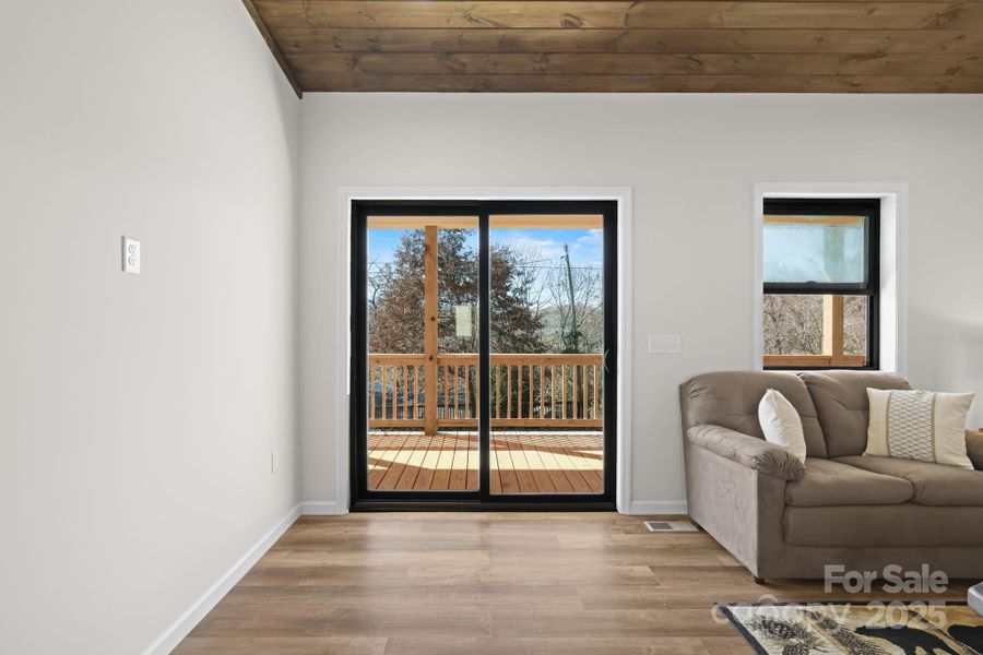 Image 47 of a home in .