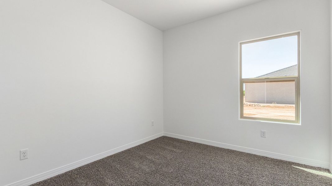 Representative unfurnished interior of a home built from the Sedona - Plan H50T7 by D.R. Horton in Sahuarita Acres, Sahuarita (Image 33).