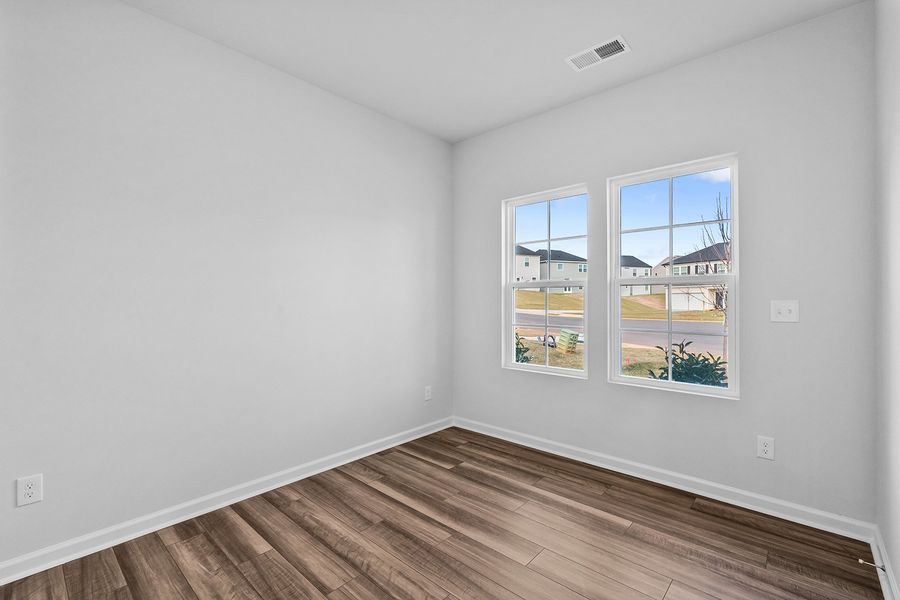 Spacious, unfurnished interior of a new home in Bell West, Kernersville (Image 22).