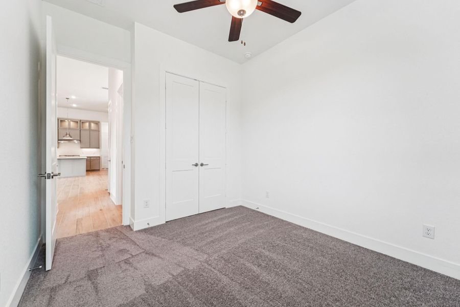 Spacious, unfurnished interior of a new home in Kresston, Montgomery (Image 39).