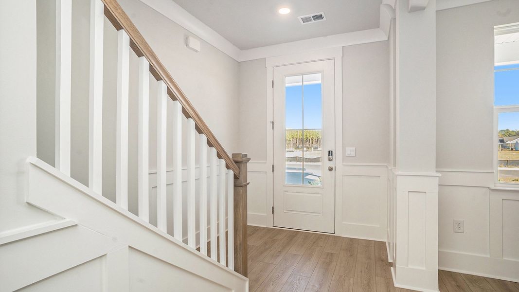 Spacious, unfurnished interior of a new home in Shell Pointe, Gilbert (Image 12).