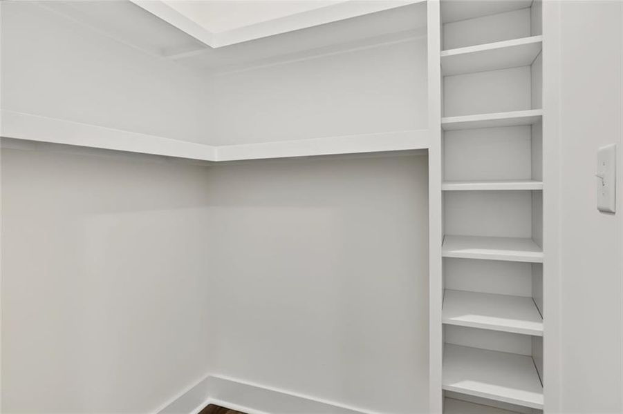 Spacious, unfurnished interior of a new home in , Gainesville (Image 20). Spacious, unfurnished interior of a new home in , Gainesville (Image 20).