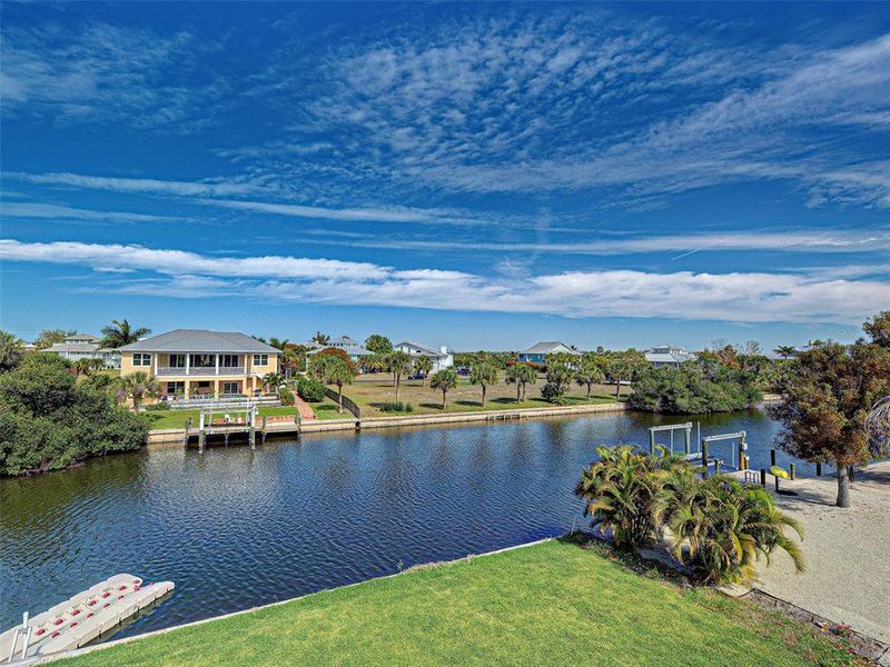 Community amenities in , Placida (Image 70). Community amenities in , Placida (Image 70).