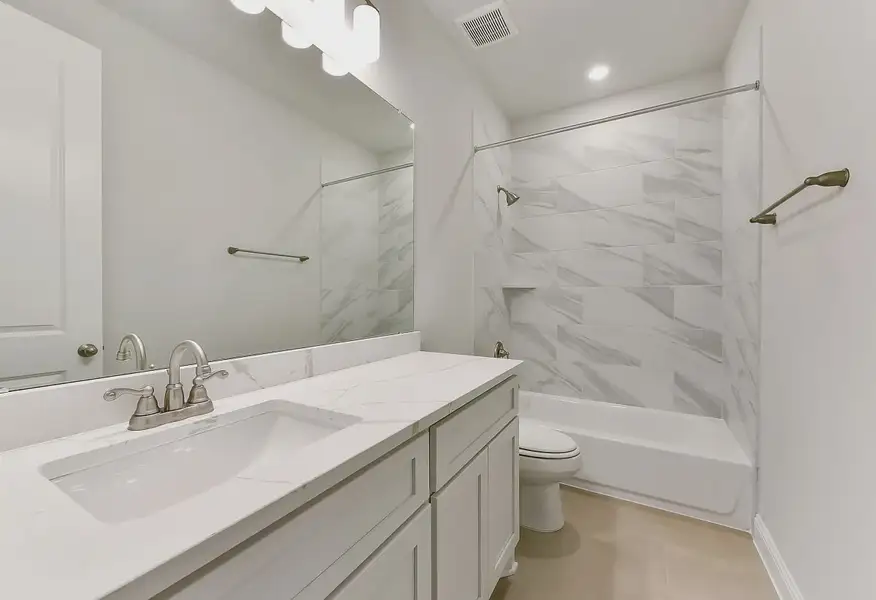 Plan 4029 bath 2 - 16 of 17