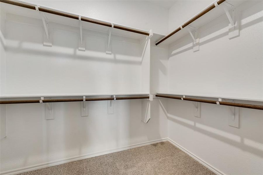 Spacious, unfurnished interior of a new home in Riverfield, Josephine (Image 18).