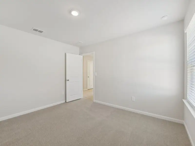 Spacious, unfurnished interior of a new home in Preserve at Mountain Creek, Pendergrass (Image 18).