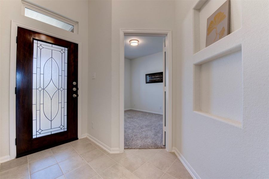 Spacious, unfurnished interior of a new home in Sunterra, Katy (Image 13).