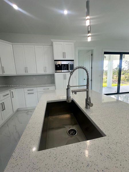 Spacious, unfurnished interior of a new home in , Lehigh Acres (Image 16). Spacious, unfurnished interior of a new home in , Lehigh Acres (Image 16).