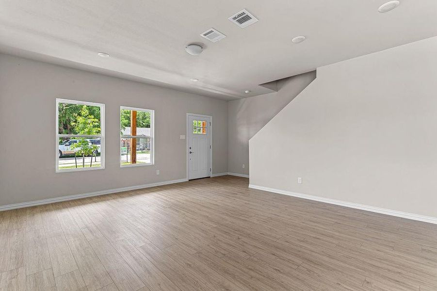 Spacious, unfurnished interior of a new home in , Fort Worth (Image 20). Spacious, unfurnished interior of a new home in , Fort Worth (Image 20).