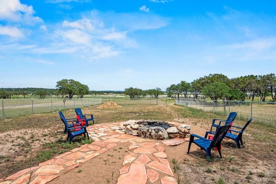 Community amenities in , Canyon Lake (Image 31). Community amenities in , Canyon Lake (Image 31).