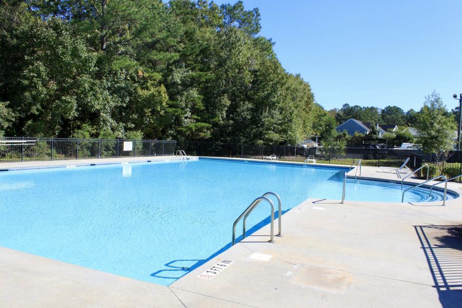 Community amenities in Oakley Pointe, Moncks Corner (Image 30).