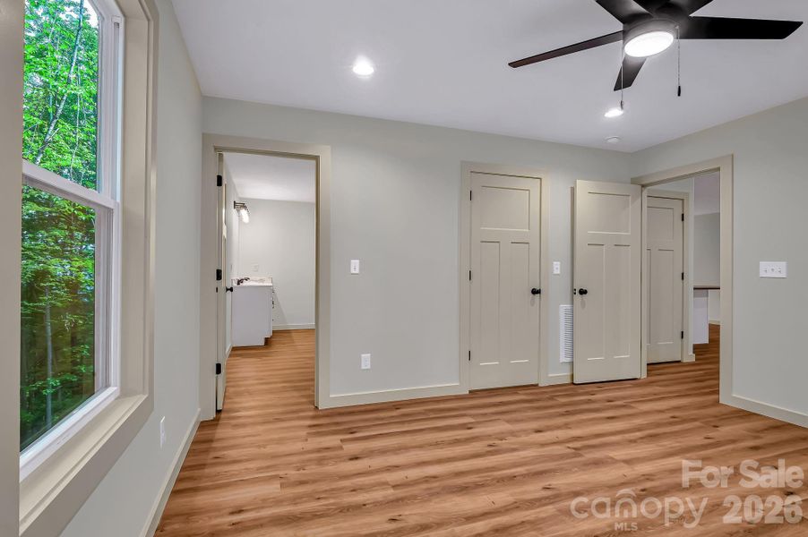Spacious, unfurnished interior of a new home in , Waynesville (Image 15).