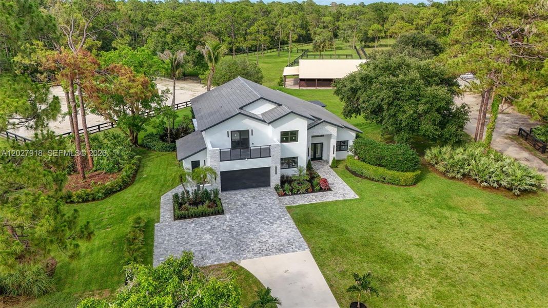 Front exterior of a new home in , Palm Beach Gardens, FL, highlighting curb appeal (Image 33).