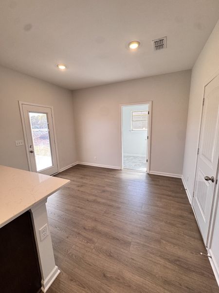 eat in breakfast area eat in breakfast area