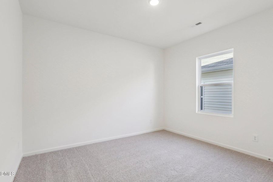 29-web-or-mls-Babbling Brk Dr-021