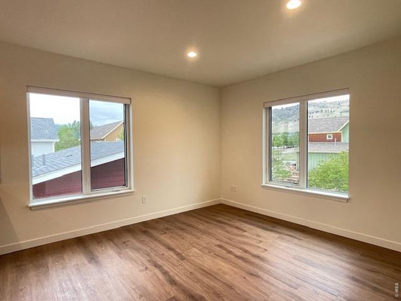 Spacious, unfurnished interior of a new home in , Boulder (Image 17).