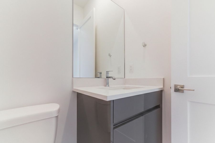 83-print-10140-royal-ascot-avenue 83-print-10140-royal-ascot-avenue