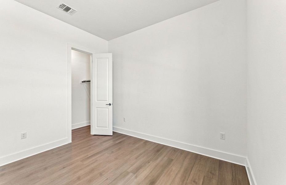 Spacious, unfurnished interior of a new home in Kuempel Estates, Pflugerville (Image 58).