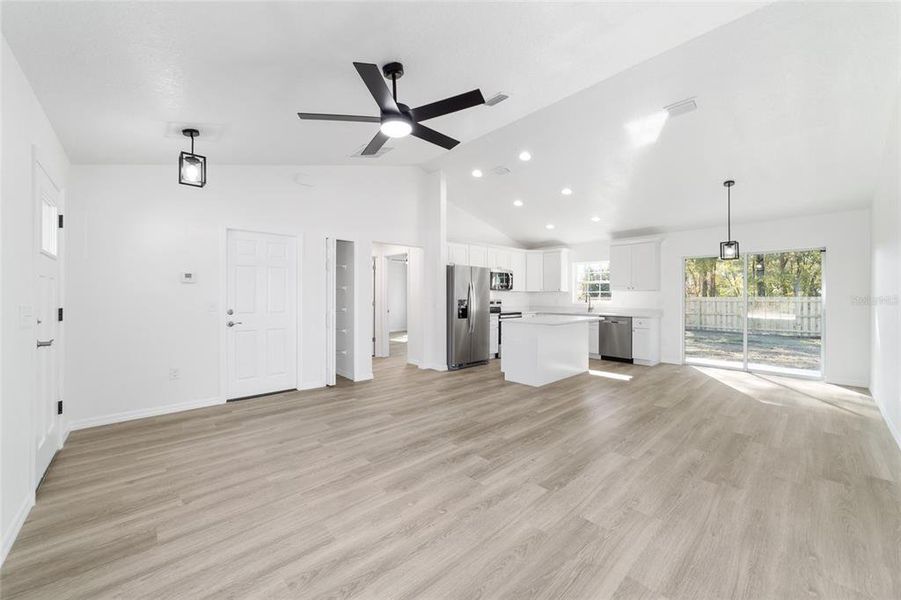 Spacious, unfurnished interior of a new home in , Dunnellon (Image 36). Spacious, unfurnished interior of a new home in , Dunnellon (Image 36).