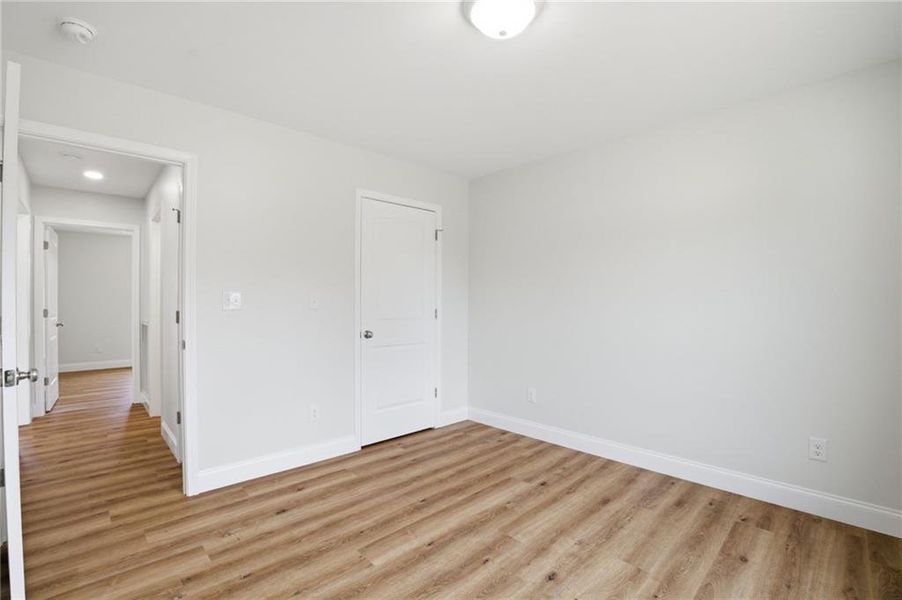Spacious, unfurnished interior of a new home in , Eton (Image 46).