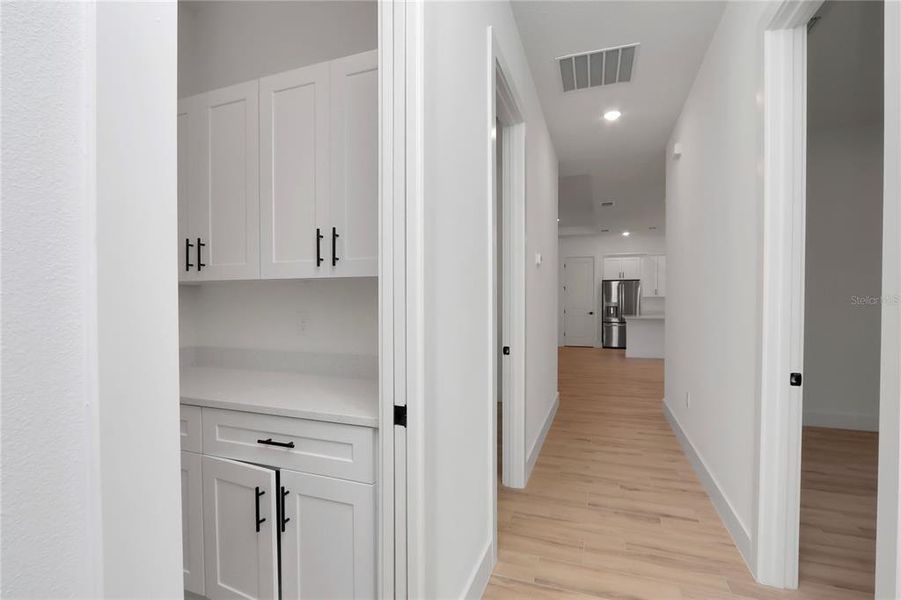 Spacious, unfurnished interior of a new home in , Ocala (Image 29).