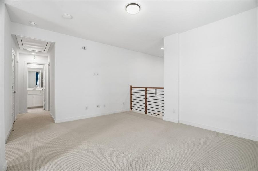 Spacious, unfurnished interior of a new home in Karis, Crowley (Image 14).