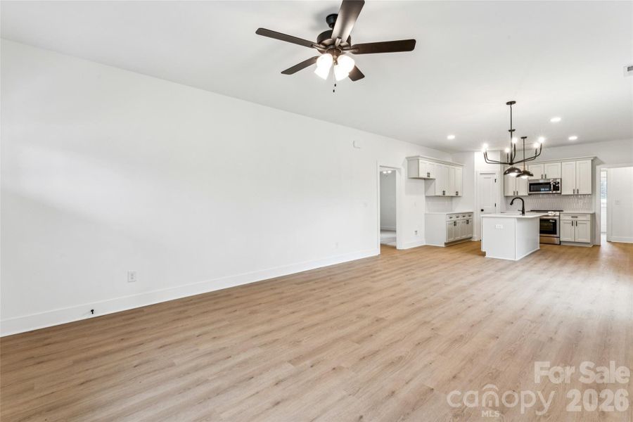 Spacious, unfurnished interior of a new home in , Rock Hill (Image 21).