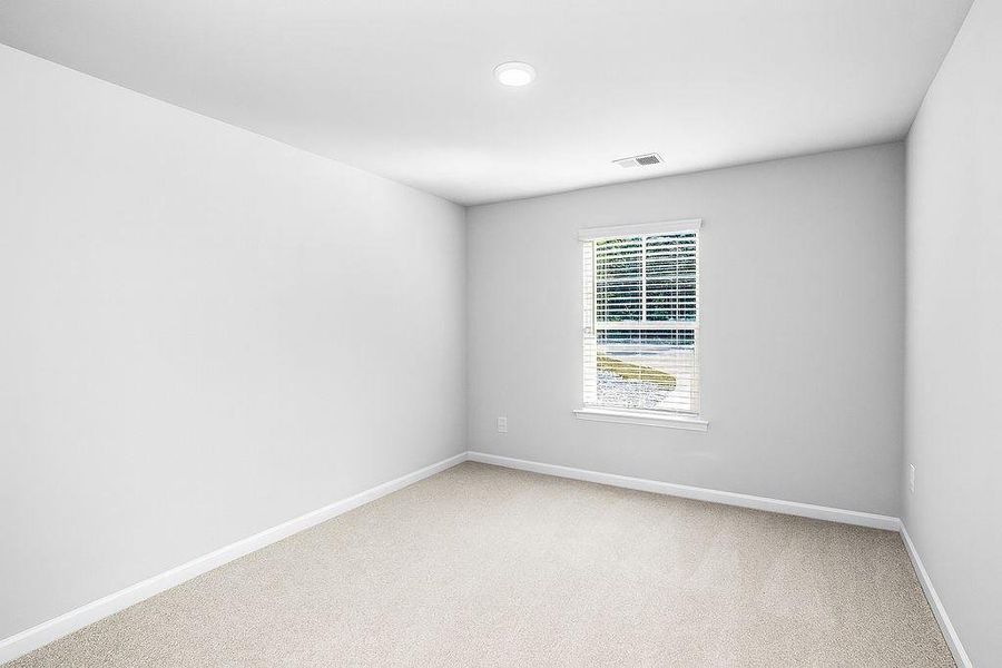 Spacious, unfurnished interior of a new home in , Macon (Image 14).