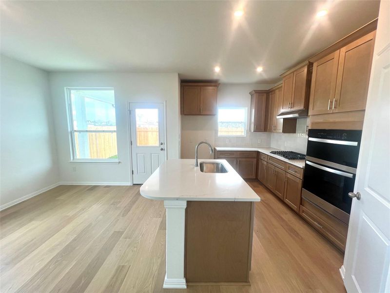 Furnished interior view inside a new home in Porter Country, Buda (Image 4).