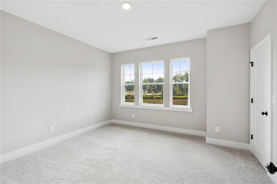 Spacious, unfurnished interior of a new home in Settingdown Farms, Cumming (Image 13).