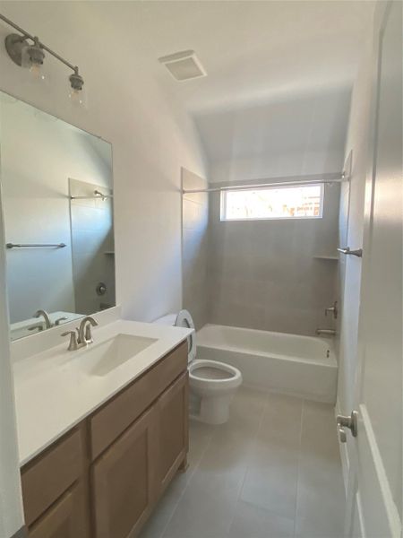 Furnished interior view inside a new home in Sauls Ranch East, Round Rock (Image 11). Furnished interior view inside a new home in Sauls Ranch East, Round Rock (Image 11).