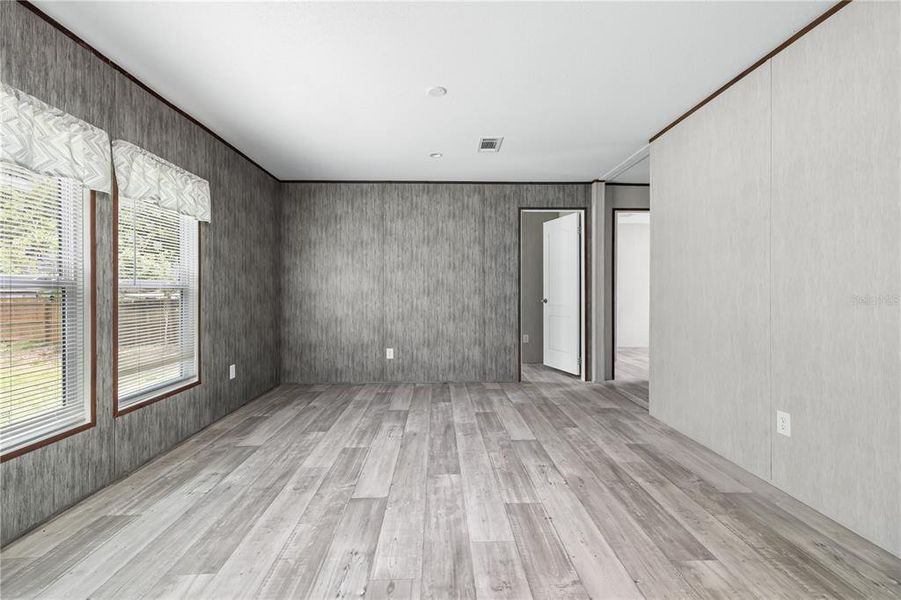 Spacious, unfurnished interior of a new home in , Christmas (Image 26).
