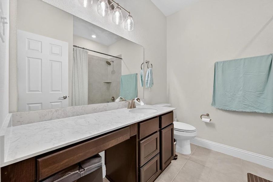 Furnished interior view inside a new home in , Crandall (Image 13).