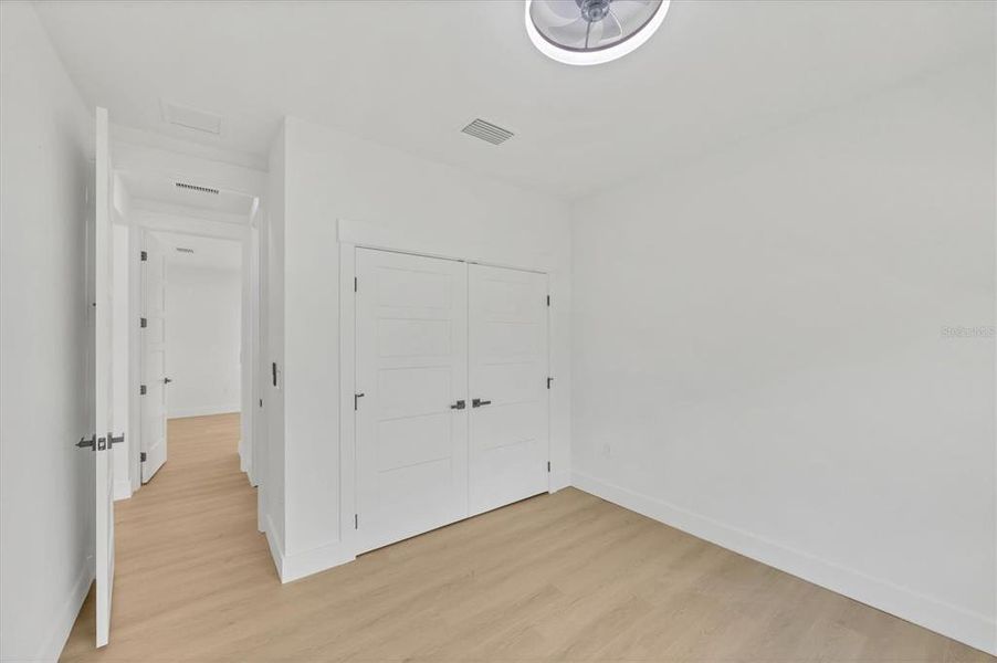 Spacious, unfurnished interior of a new home in , Port Charlotte (Image 35).