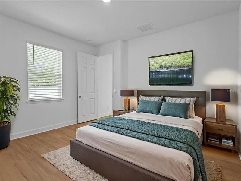 Furnished interior view inside a new home in , Orlando (Image 8).