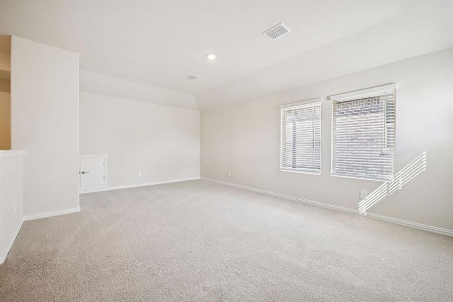 Photo is not of the actual home, but is an inspirational photo of builder’s model home and may depict options, furnishings, and/or decorator features that are not included.