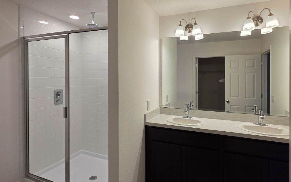 Image 16 of a home in Blue Springs Reserve Townhomes. Image 16 of a home in Blue Springs Reserve Townhomes.