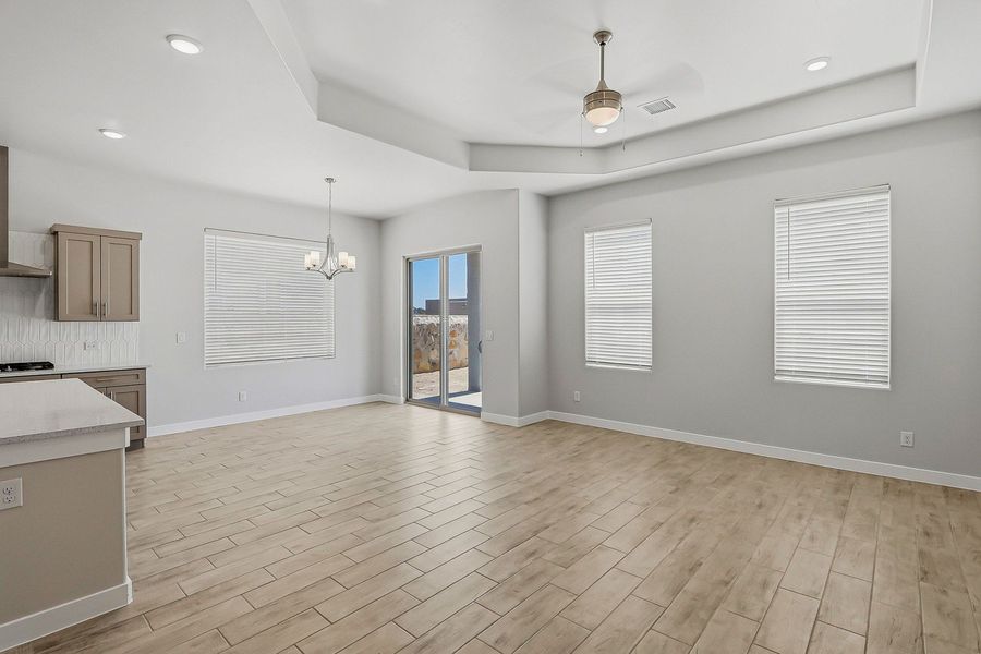 Spacious, unfurnished interior of a new home in Emerald Estates, El Paso (Image 13).