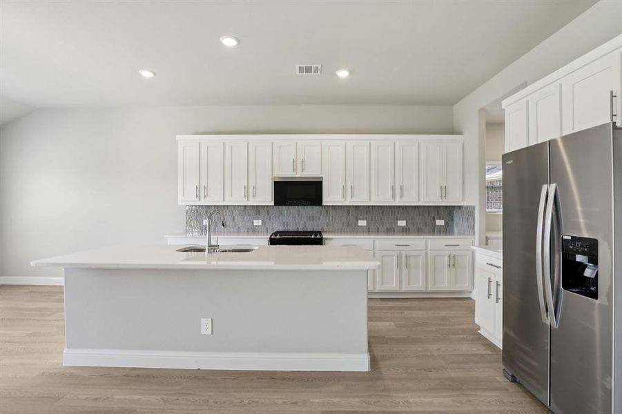 Photo is not of the actual home, but is an inspirational photo of builder’s model home and may depict options, furnishings, and/or decorator features that are not included. Photo is not of the actual home, but is an inspirational photo of builder’s model home and may depict options, furnishings, and/or decorator features that are not included.