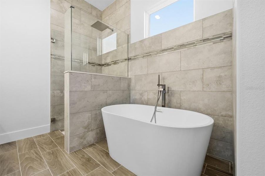 Image 34 of a home in .