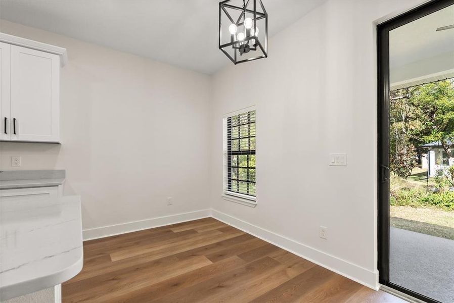 Spacious, unfurnished interior of a new home in , Debary (Image 16).