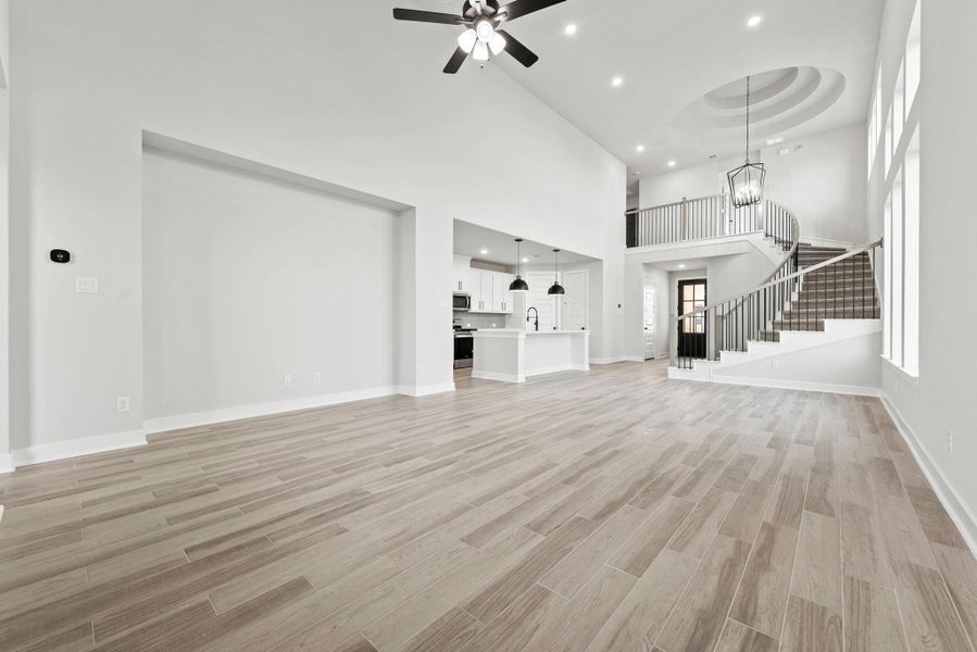 Representative image. Features, specifications, selections and colors may vary.