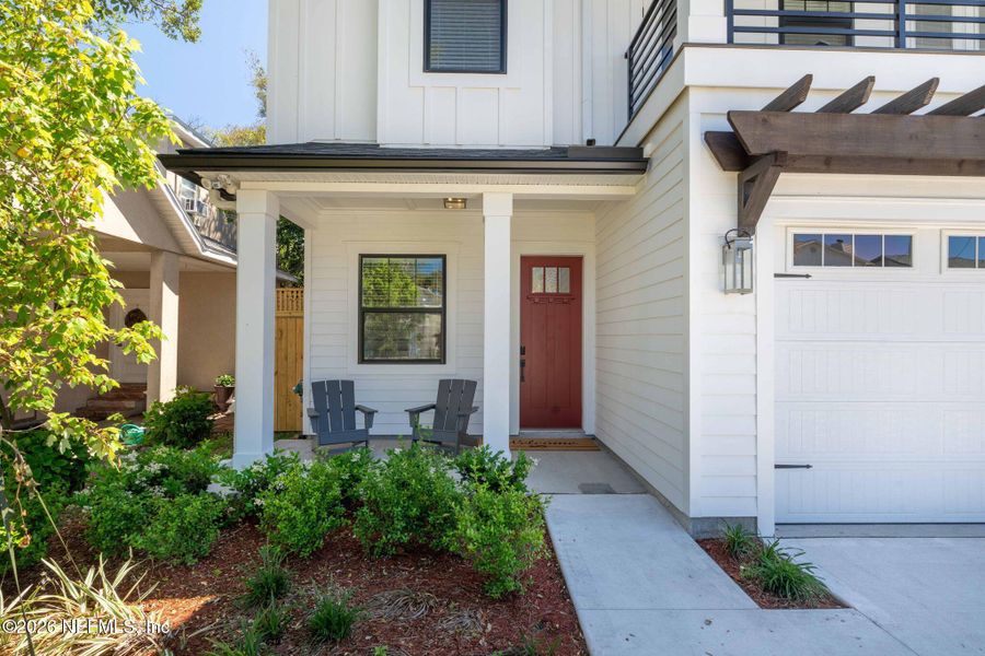 Exterior details and patio area of a home in , Jacksonville Beach (Image 43).