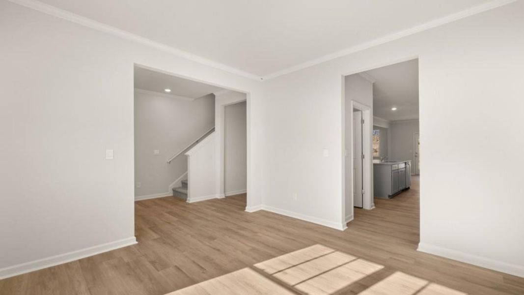 Spacious, unfurnished interior of a new home in South Wind, Union City (Image 10).