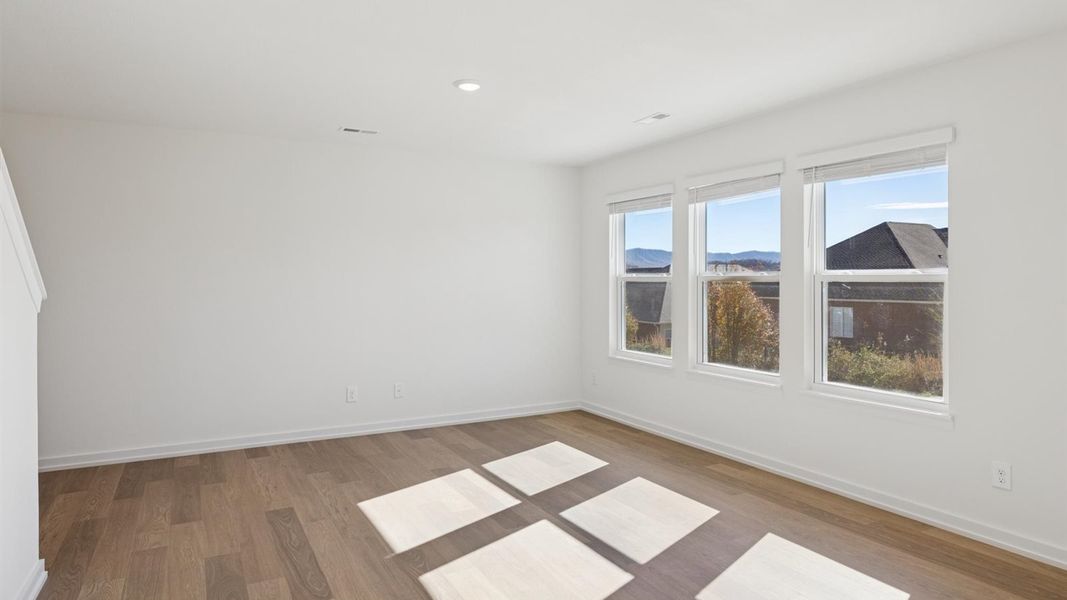 Spacious, unfurnished interior of a new home in Highland View, Seymour (Image 10).