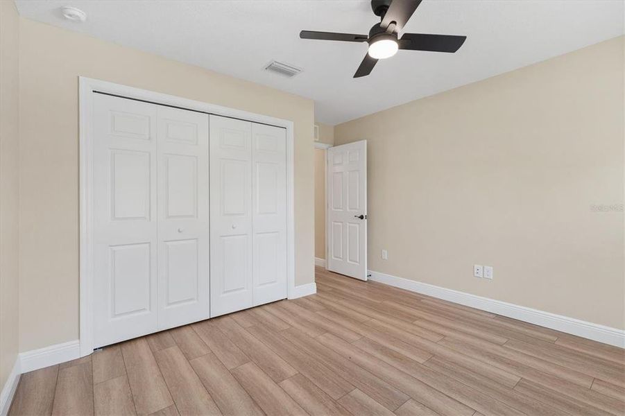 Spacious, unfurnished interior of a new home in , Bushnell (Image 26).