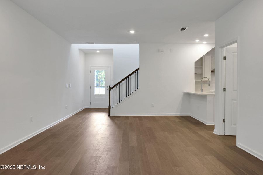 Spacious, unfurnished interior of a new home in The Hammock at Palm Harbor, Palm Coast (Image 14).