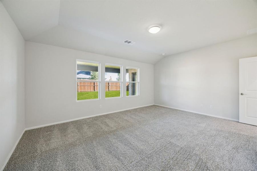 Spacious, unfurnished interior of a new home in Santorini, Seagoville (Image 15). Spacious, unfurnished interior of a new home in Santorini, Seagoville (Image 15).